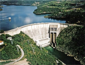 Castillo de Bode Hydroelectric Dam